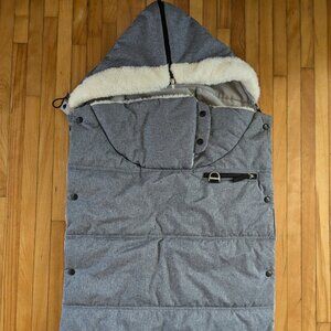 Ski Hop stroller foot muff blanket